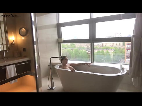 ❤️ Banget babe passionately jerking mati dheweke pus ing jedhing ❌ Porno krasan ing kita ☑